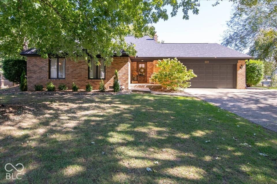 601 Ridge Road, Greenwood
