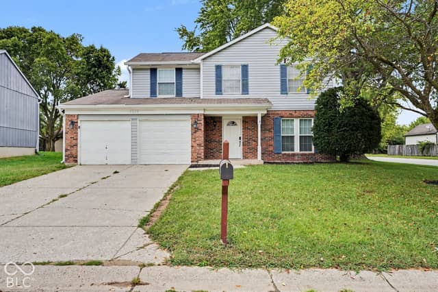 5660 Philadelphia Court, Indianapolis, IN 46254, photo 2 of 15