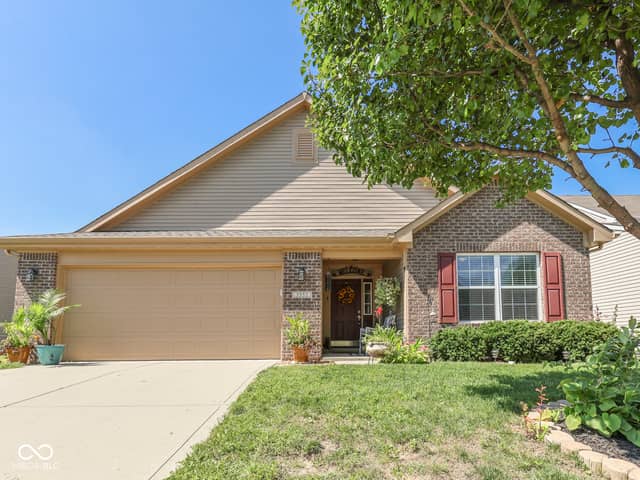 3552 Miesha Drive, Indianapolis, IN 46217, photo 3 of 26