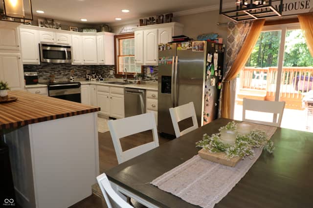 1287 Lovers Road, Batesville, IN 47006, photo 5 of 36