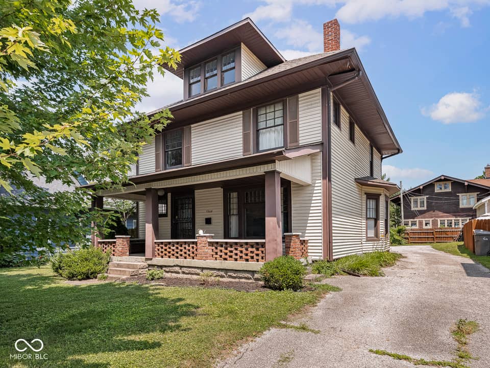 5864 E Washington Street, Indianapolis
