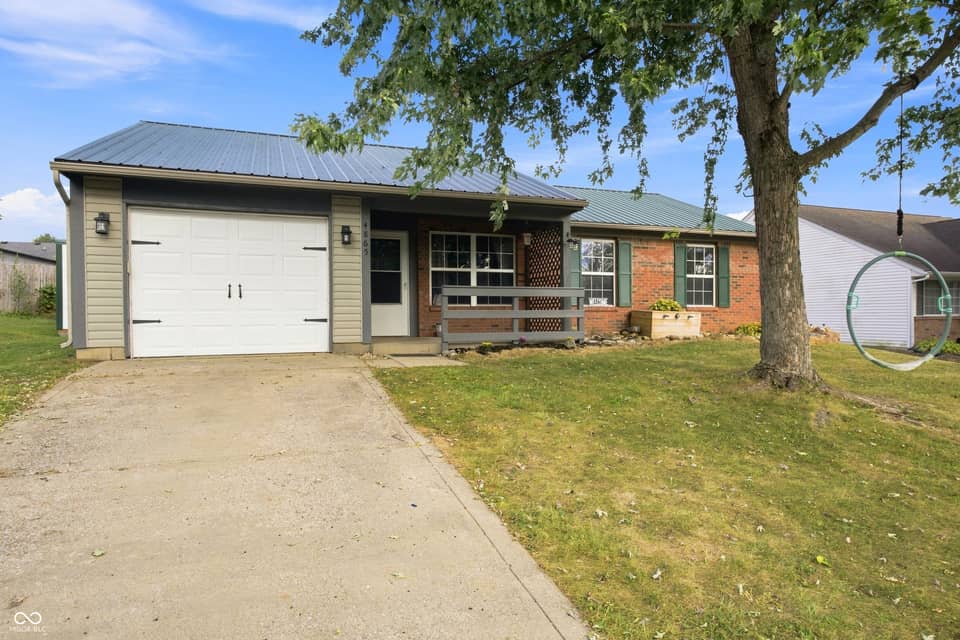 4865 Hunters Run, Columbus