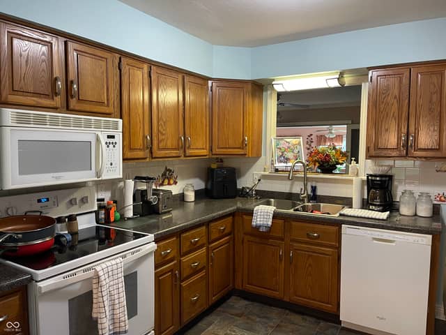 118 Granby Drive, Cumberland, IN 46229, photo 5 of 25