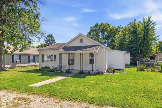 1033 E Third Street, Greenfield, IN 46140, photo 3 of 35