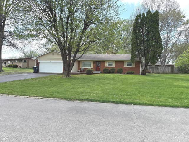480 McCarty Drive, Greenwood, IN 46142, photo 5 of 37