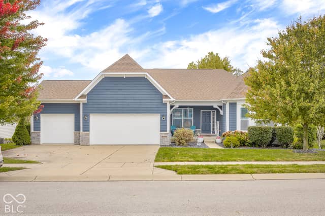6106 Pelican Lane, Columbus, IN 47201, photo 2 of 50