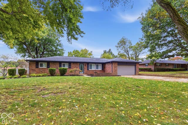 709 W Banta Road, Indianapolis, IN 46217, photo 3 of 39