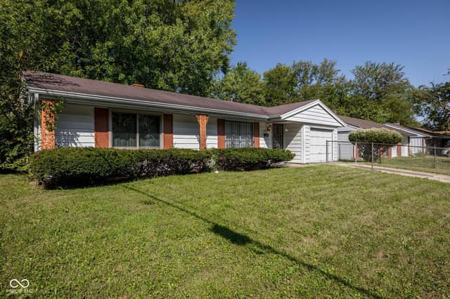 3956 Strathmore Drive, Indianapolis, IN 46235, photo 3 of 24