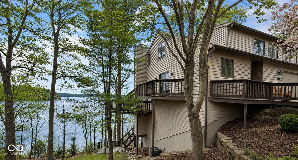 2072 E Waters Edge Drive #15, Bloomington