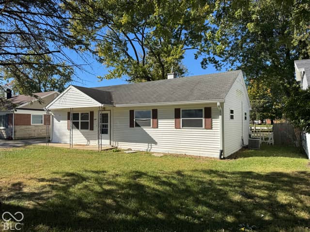 1507 Southside, Crawfordsville, IN 47933, photo 2 of 12