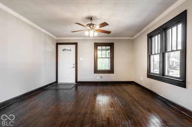 1432 E Mills Avenue, Indianapolis, IN 46227, photo 3 of 33