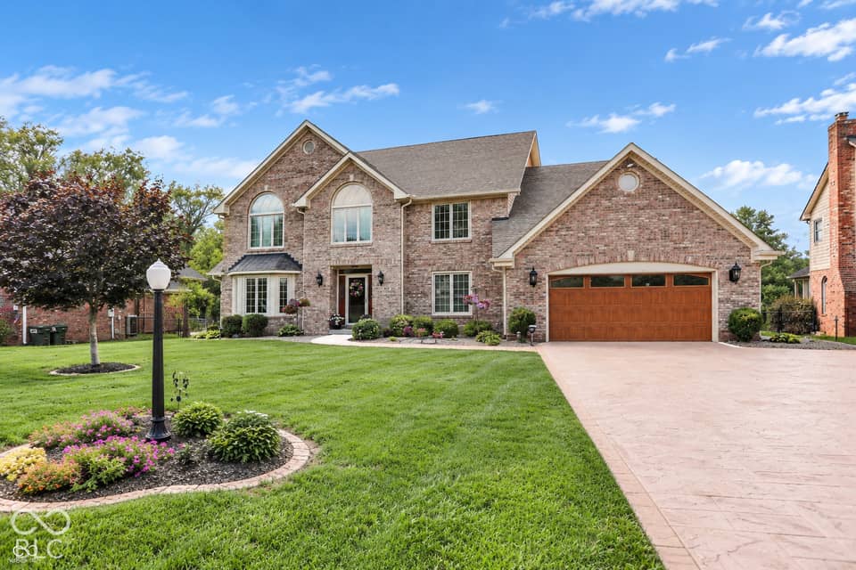 214 Yorkshire Boulevard W, Indianapolis