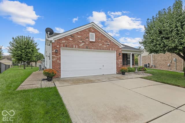 6519 Frankenberger Drive, Indianapolis, IN 46237, photo 4 of 39