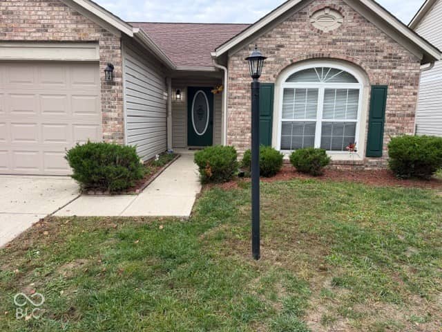 7208 Glenwick Boulevard, Indianapolis, IN 46217, photo 5 of 44