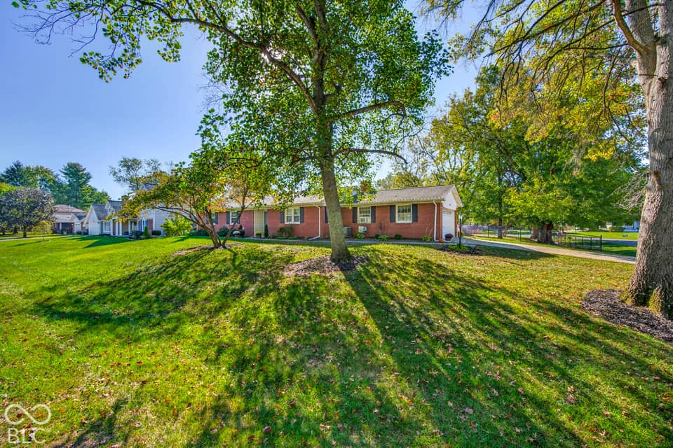 1080 Holly Drive, Seymour, IN 47274, photo 1 of 38