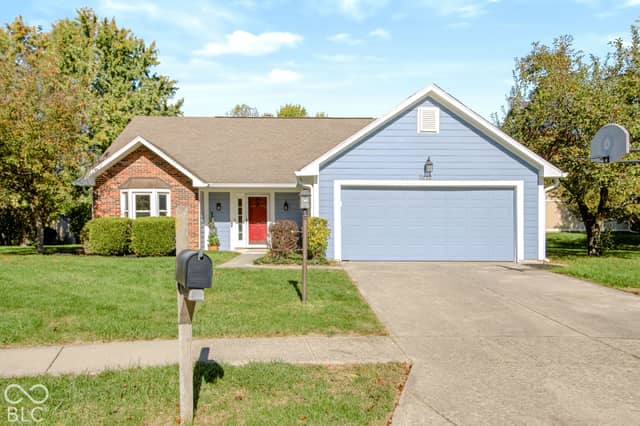 7812 Ashton Place, Fishers, IN 46038, photo 2 of 39