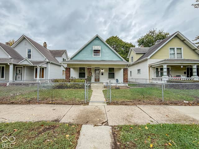 79 N Warman Avenue, Indianapolis, IN 46222, photo 2 of 46