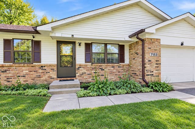 7153 N Orchard Drive, Indianapolis, IN 46236, photo 4 of 54