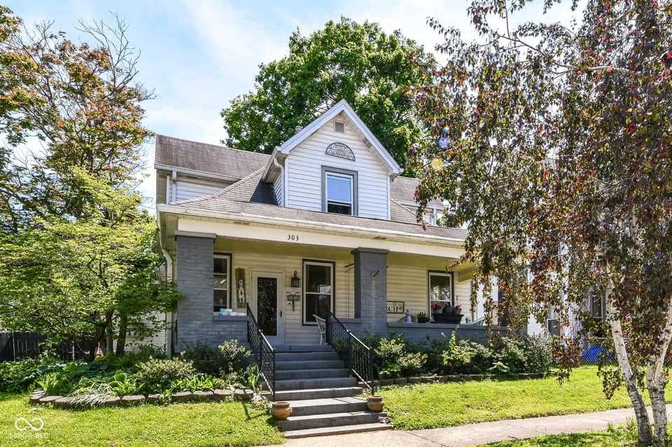 303 Walnut Street, Greenfield, IN 46140, photo 1 of 32