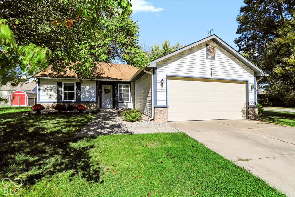 217 E Carolina Street, Fortville, IN 46040, photo 1 of 44