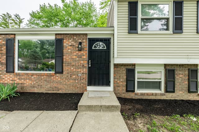 1501 Butternut Lane, Indianapolis, IN 46234, photo 4 of 24