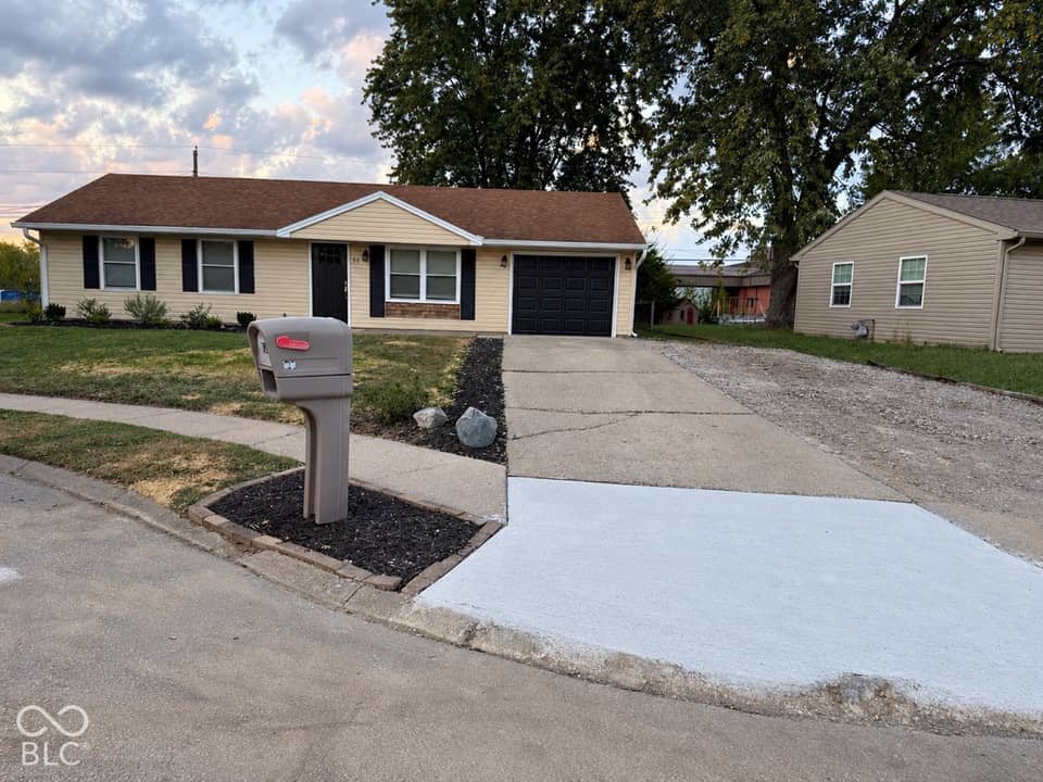 80 Bryant Court, Franklin, IN 46131, photo 1 of 26