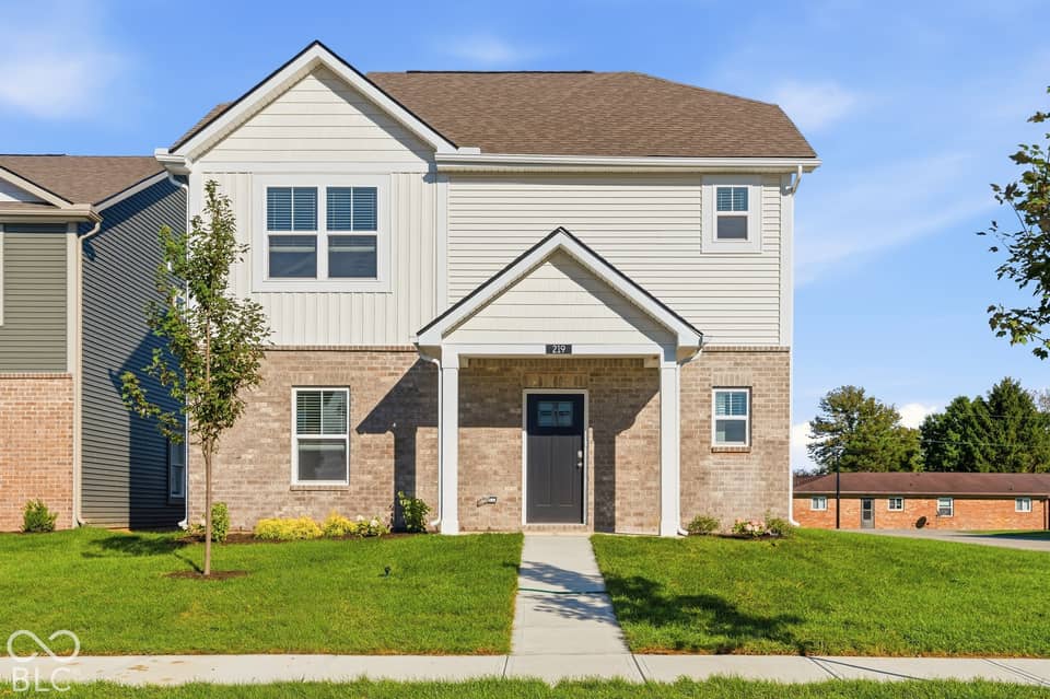 219 Springfield Crossing, Greenfield
