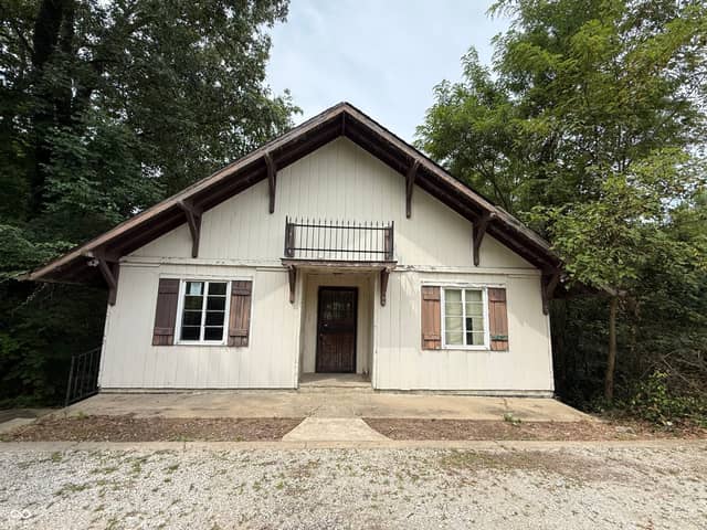 11985 State Highway 243 Road, Cloverdale, IN 46120, photo 2 of 92