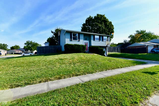 5302 Brazos Drive, Indianapolis, IN 46237, photo 4 of 45