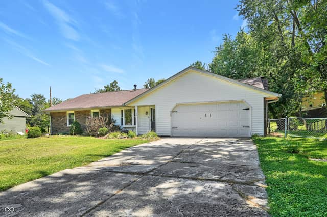 1105 Brookside Lane, Plainfield, IN 46168, photo 2 of 42