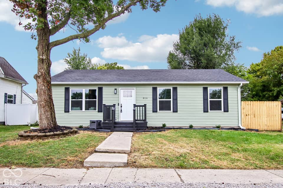 816 Hamilton Street, Lebanon, IN 46052, photo 1 of 20