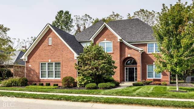 9252 Timberline Drive, Indianapolis, IN 46256, photo 2 of 53