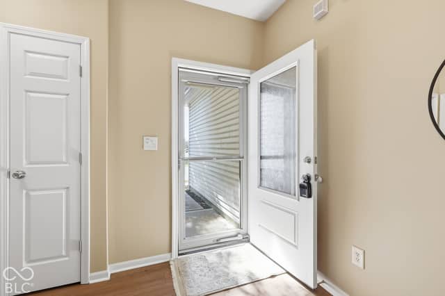 5922 Mosaic Place, Indianapolis, IN 46221, photo 3 of 37