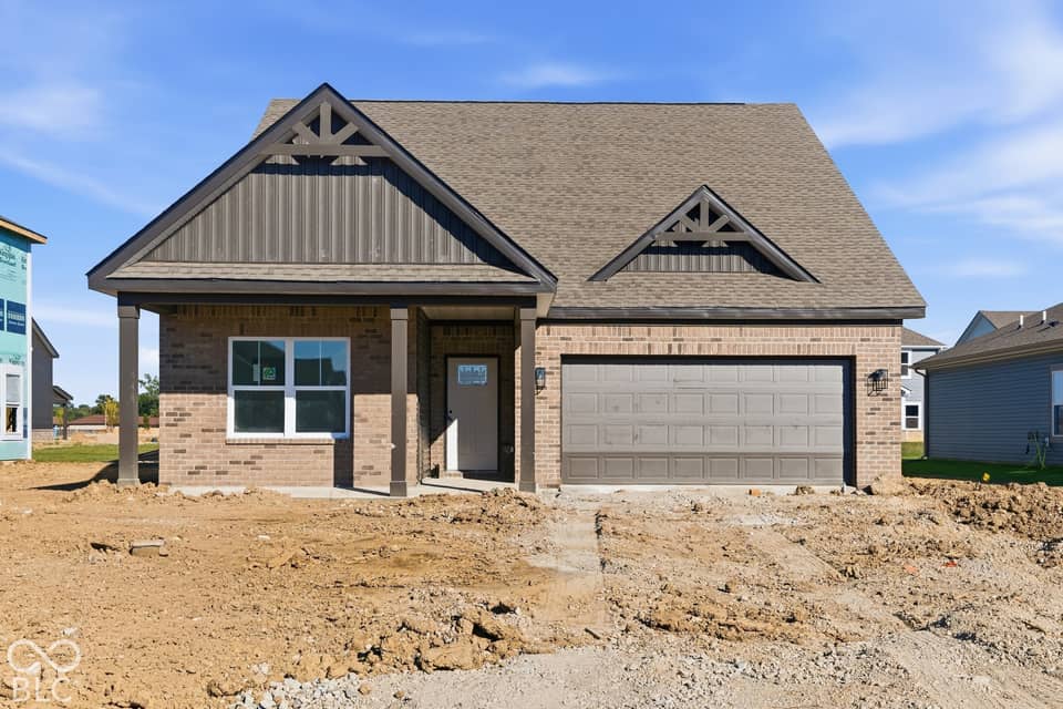 255 Holly Lane, Greenfield