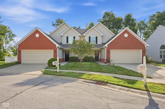 2743 Rylee Court, Greenwood, IN 46143, photo 3 of 32