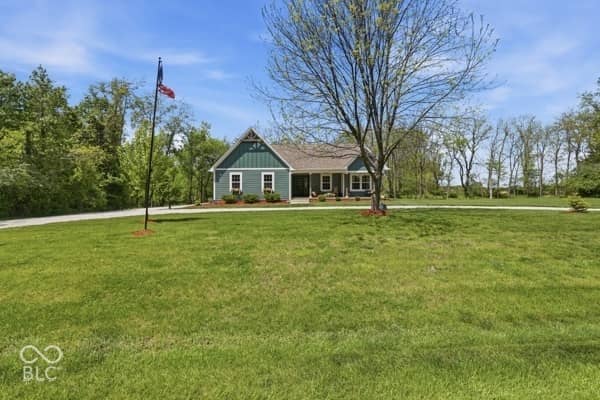540 Jefferson, Coatesville, IN 46121, photo 2 of 61