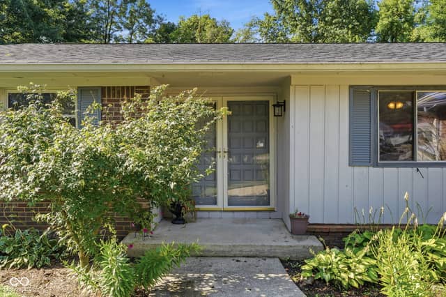 10 U Drive, Cloverdale, IN 46120, photo 5 of 50