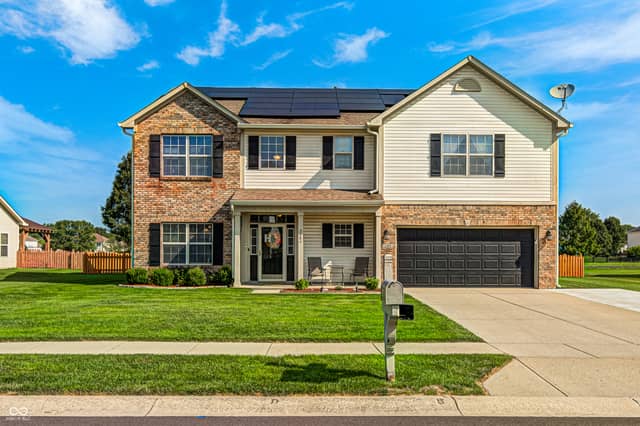 2484 Burgundy Way, Plainfield, IN 46168, photo 2 of 48