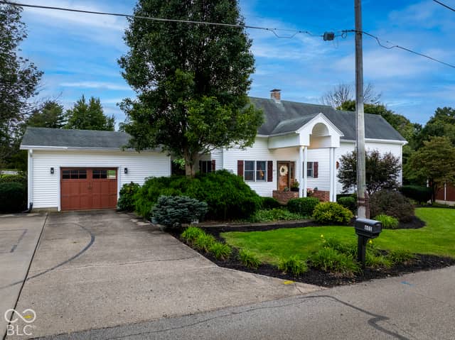 605 W High Street, Liberty