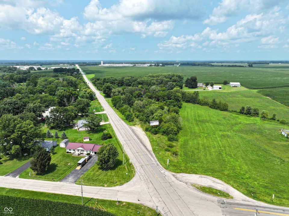 75 N US Highway 421 Highway, Delphi