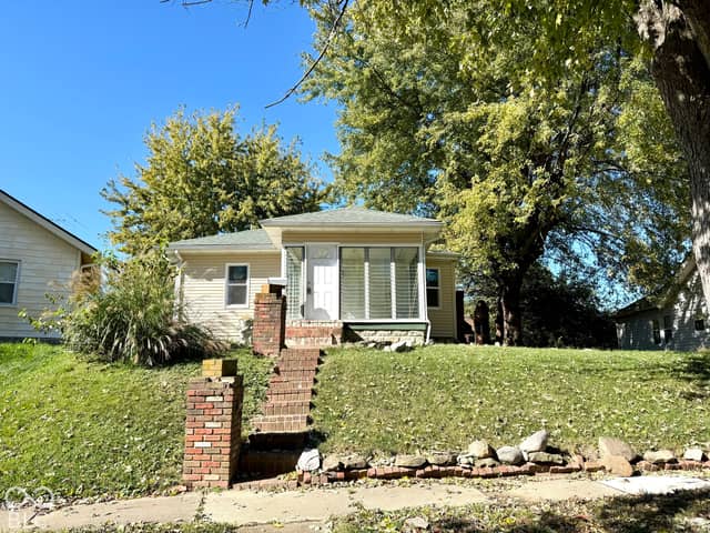252 Ringwood Way, Anderson, IN 46013, photo 2 of 34