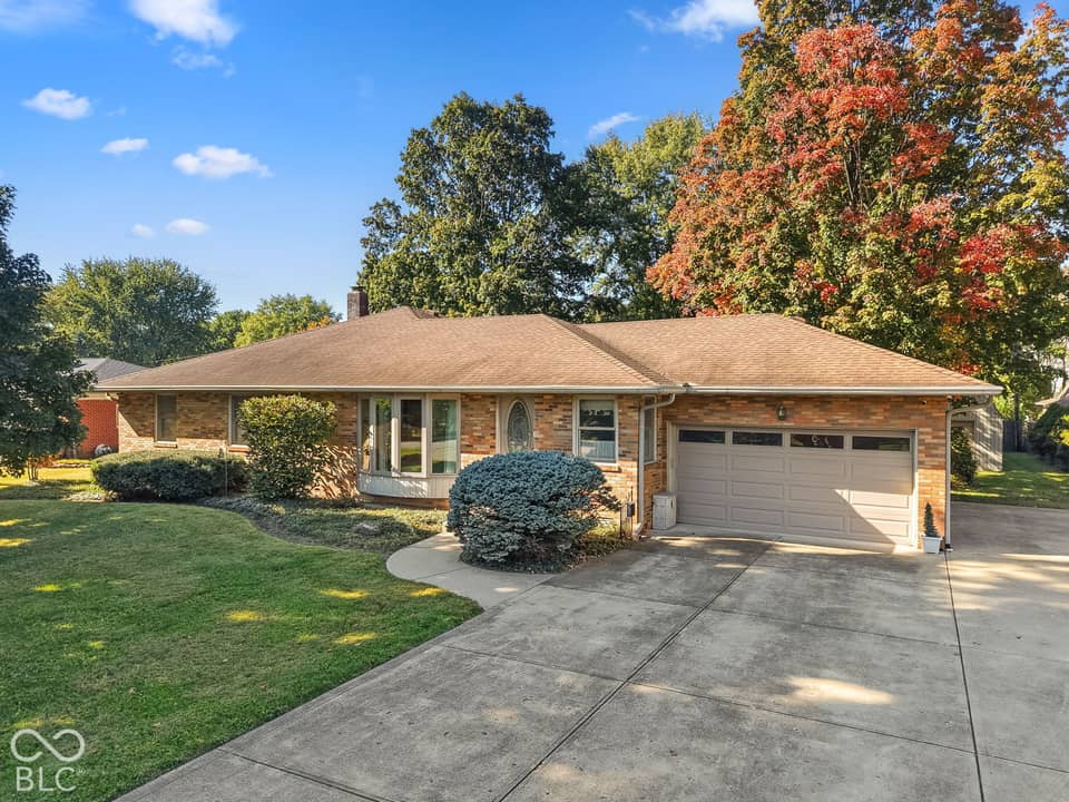 4620 S Senate Avenue, Indianapolis, IN 46217, photo 1 of 59