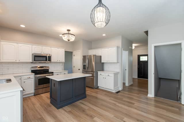 10950 Midnight Pass, Fishers, IN 46037, photo 5 of 34