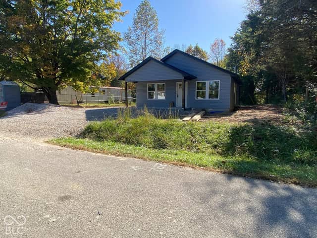 1892 Londondary Way, North Vernon, IN 47265, photo 2 of 36