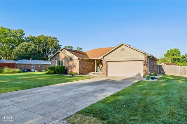 174 Justin Drive, Mooresville, IN 46158, photo 5 of 40