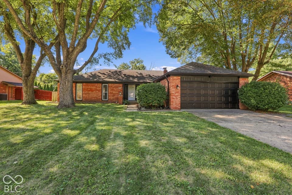 730 Colonial Way, Greenwood