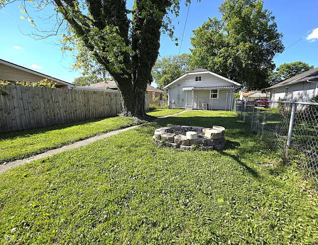 3907 Hoyt Avenue, Indianapolis, IN 46203, photo 3 of 14