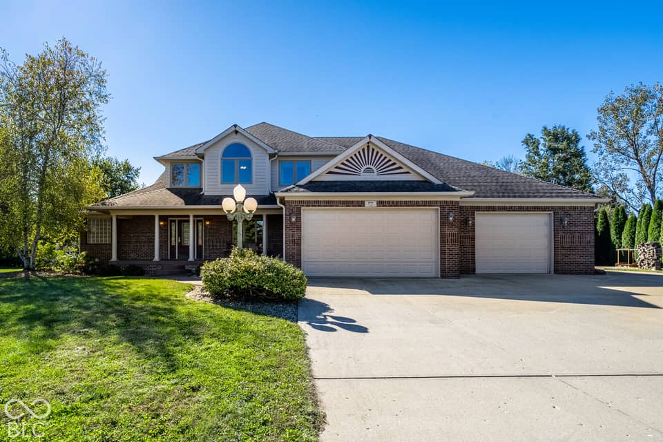 3634 N Hunters Court, Greenfield, IN 46140, photo 1 of 43