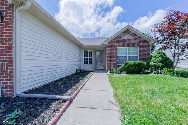 7060 Blankenship Avenue, Indianapolis, IN 46217, photo 3 of 29
