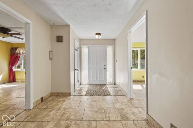 2500 S Edgewood Cove, Martinsville, IN 46151, photo 5 of 62
